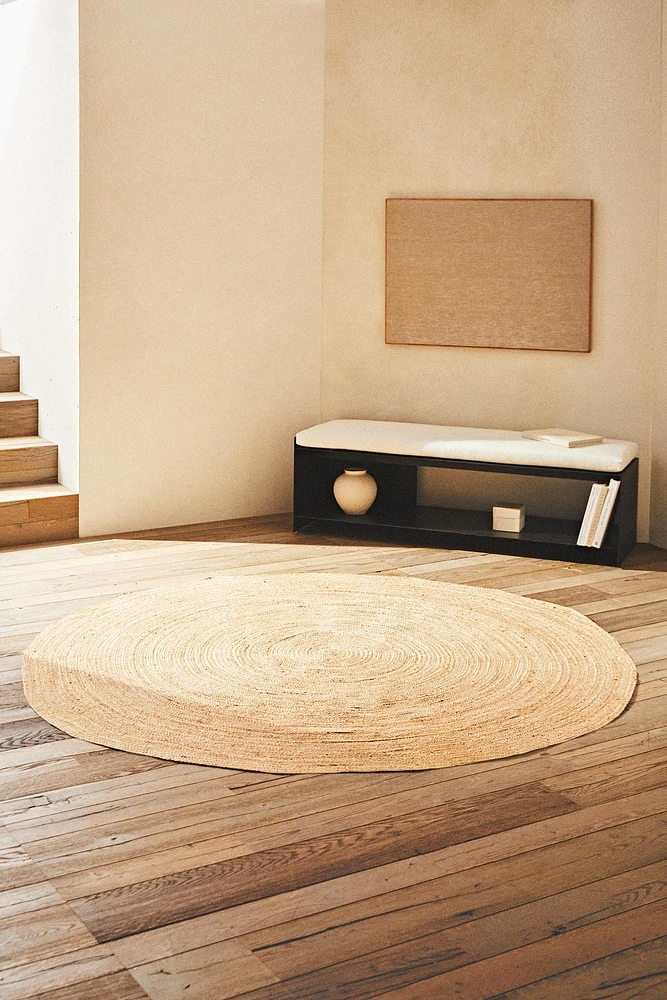 ROUND JUTE AREA RUG