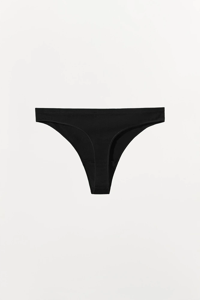 SEAMLESS THONG