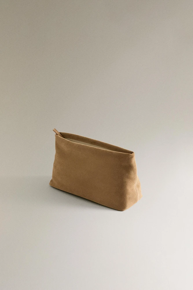 TROUSSE DE TOILETTE CROÛTE DE CUIR FORMAT MOYEN