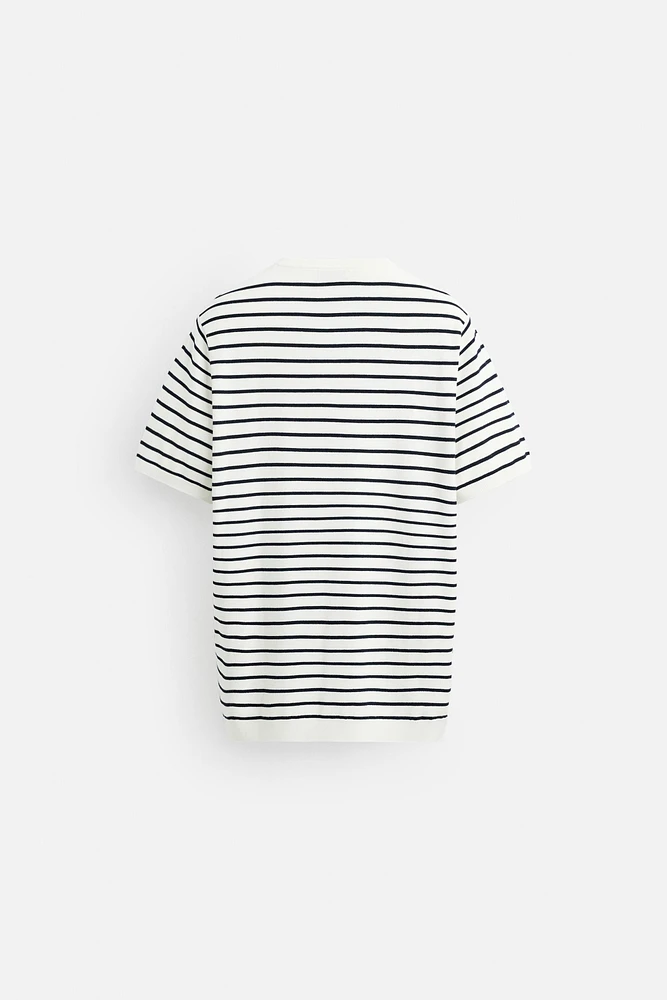 FLOWY KNIT T-SHIRT