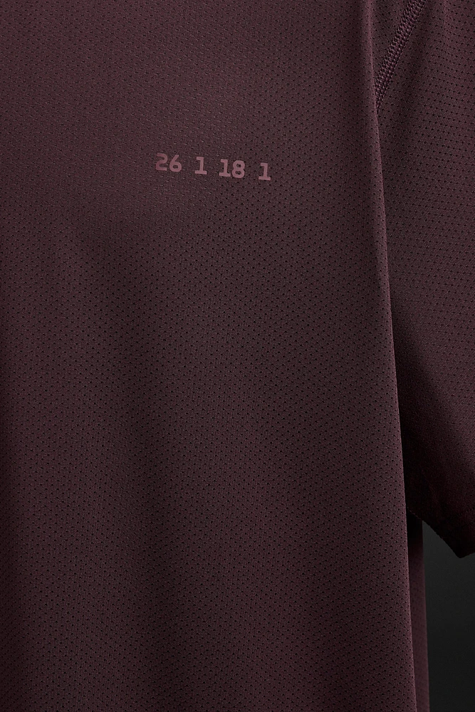 T-SHIRT PERFORÉ IMPRIMÉ