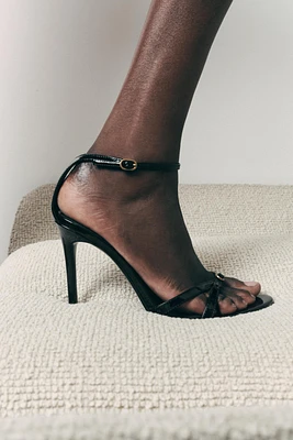 HIGH HEELED BUCKLE SANDALS