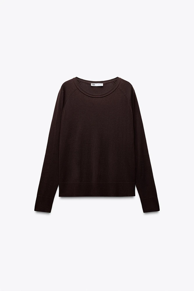 FINE KNIT SWEATER