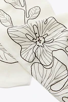 FOULARD EN COTON BRODÉ DE FLEURS