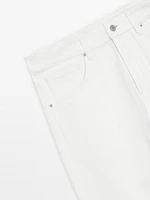 Wide-leg jeans