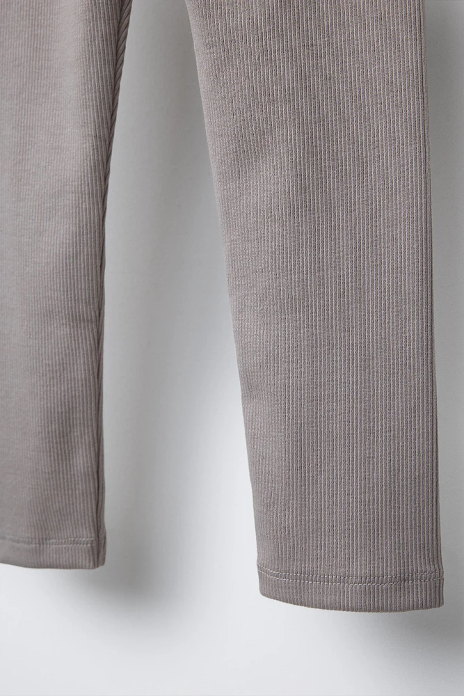 LEGGING CÔTELÉ VOLANT BRODERIE SUISSE