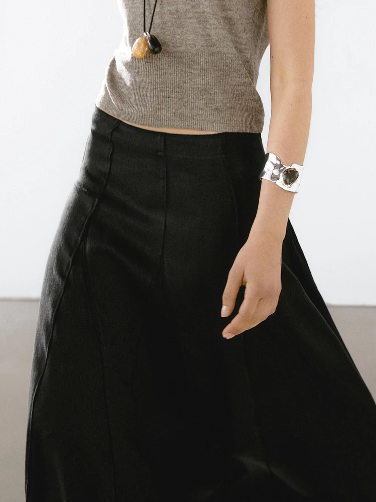 Flared midi skirt with seam details