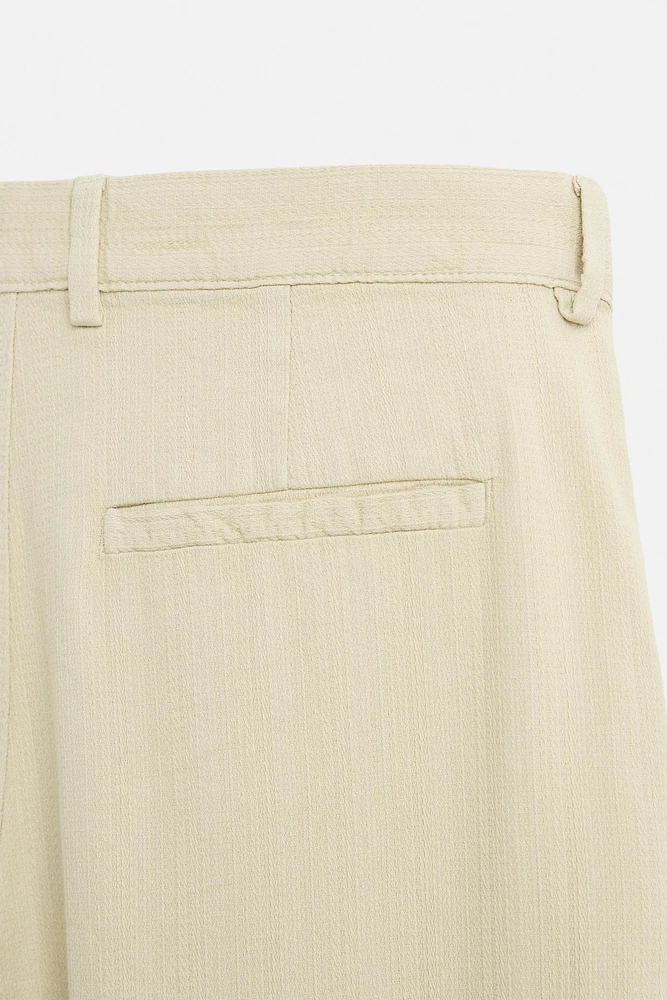 TEXTURED CHINO PANTS