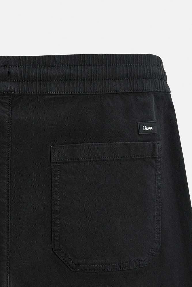 RELAXED FIT SHORTS