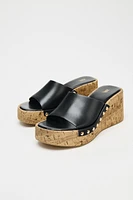 STUDDED WEDGES