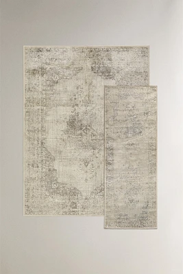 VINTAGE STYLE AREA RUG