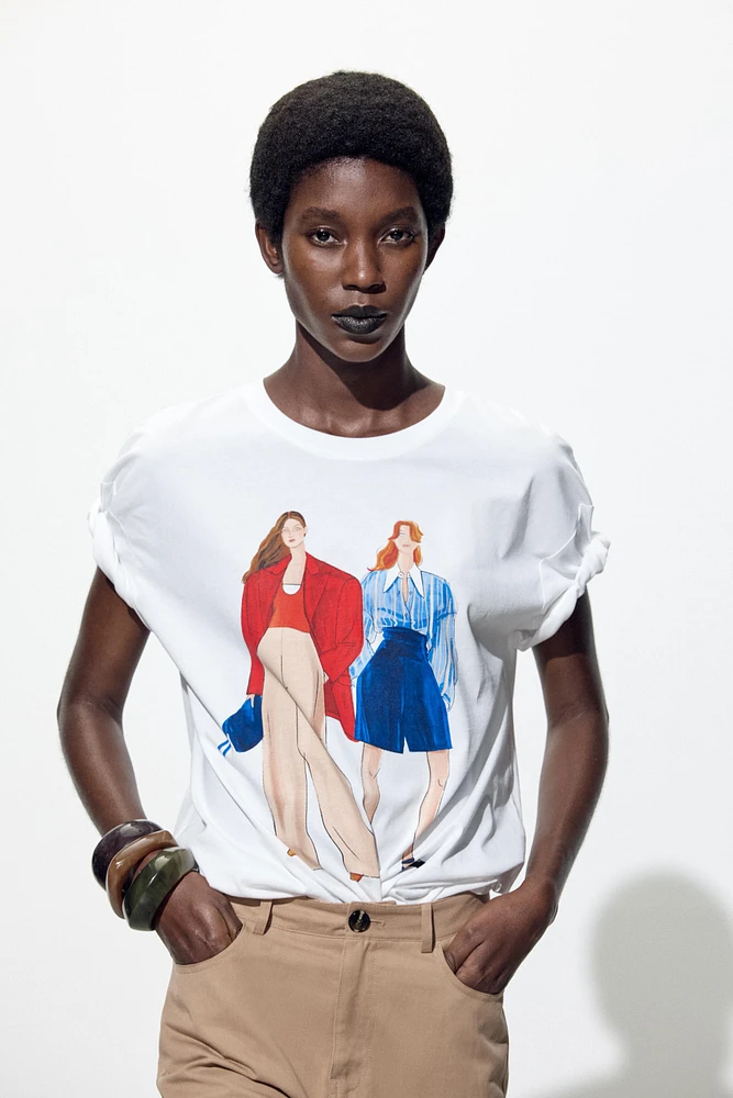 T-SHIRT WITH GIRL PRINT