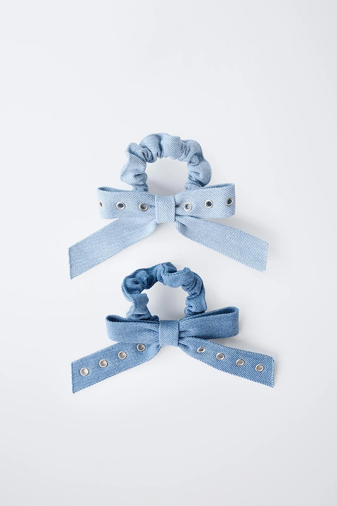 TWO-PACK OF DENIM SCRUNCHIES WITH BOW