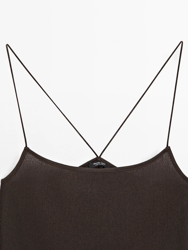 Thin strappy textured top