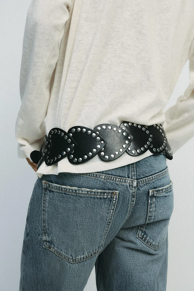 STUDDED HEART LEATHER BELT