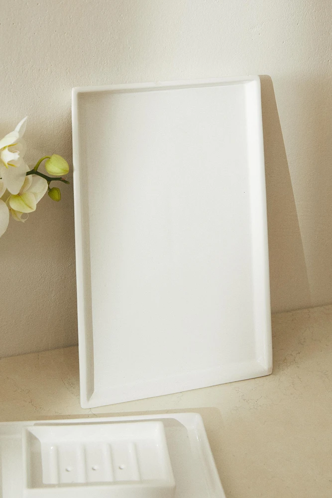 WHITE EARTHENWARE BATHROOM TRAY