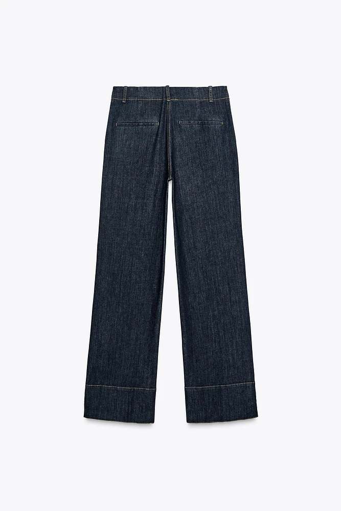 PANTALON BOOTCUT NERVURE