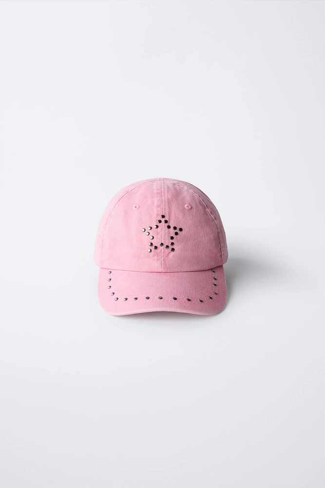 CASQUETTE À CLOUS ÉTOILE