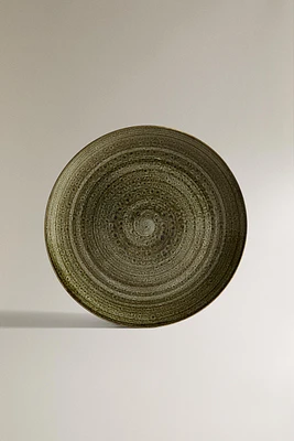 EARTHENWARE DINNER PLATE WITH SPIRAL DESIGN