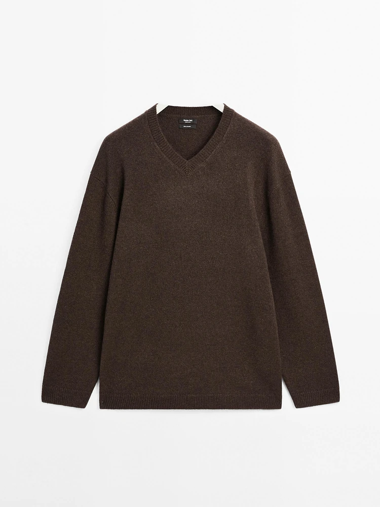 Pull oversize col en V cachemire