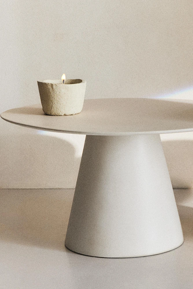 OUTDOOR TABLE WITH CONICAL BASE