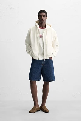 SWEAT BASIQUE À CAPUCHE ET ZIP