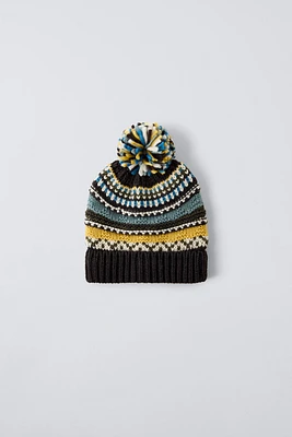 JACQUARD CAP WITH POMPOM