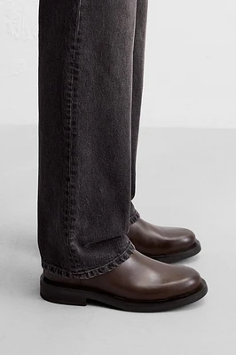 LEATHER CHELSEA BOOTS