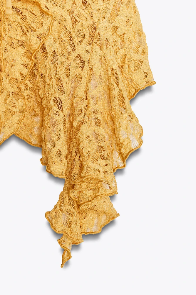 LACE RUFFLE TOP