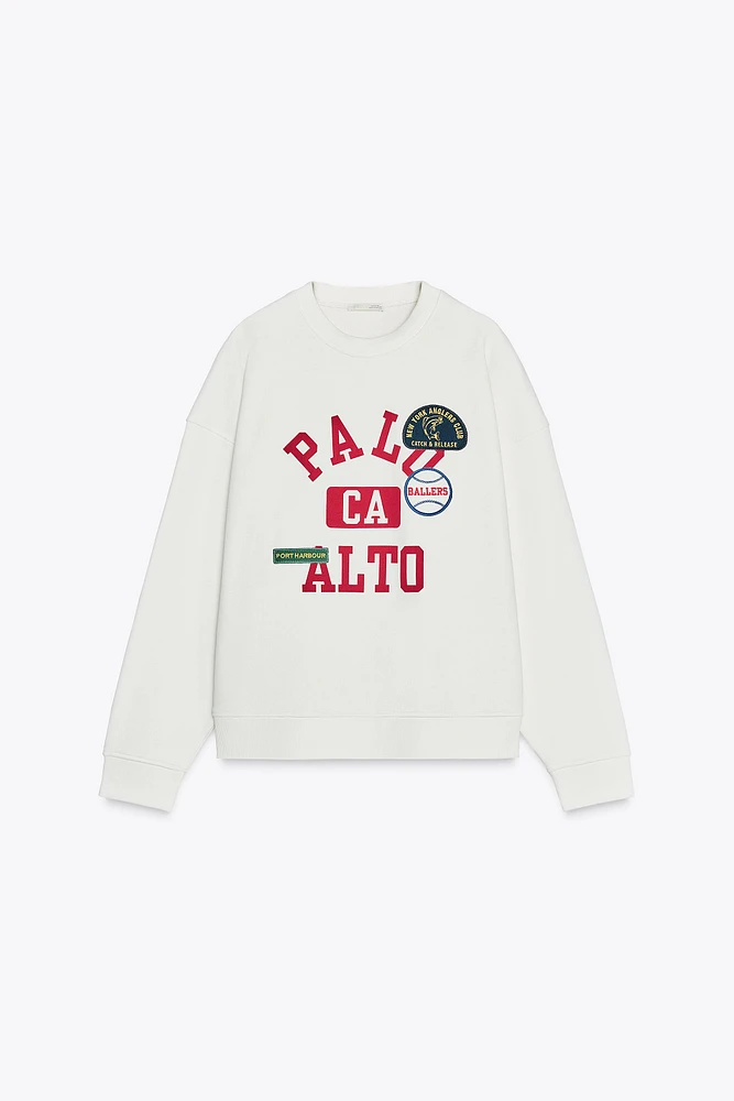 SWEATSHIRT WITH PATCHES