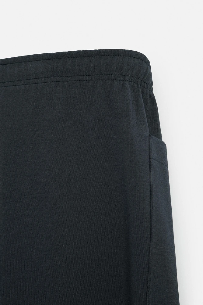 PANTALON DE JOGGING TECHNIQUE COUPE OVERSIZE