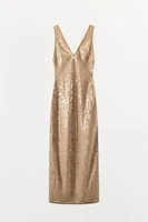 ROBE À FIL MÉTALLISÉ ET SEQUINS