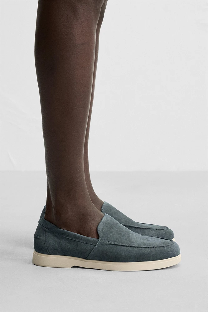 CASUAL LEATHER LOAFERS