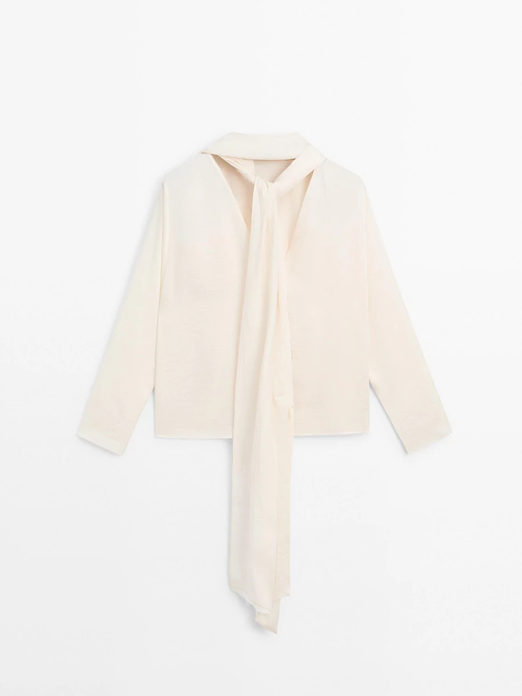 Flowing shirt with low-cut back - Studio