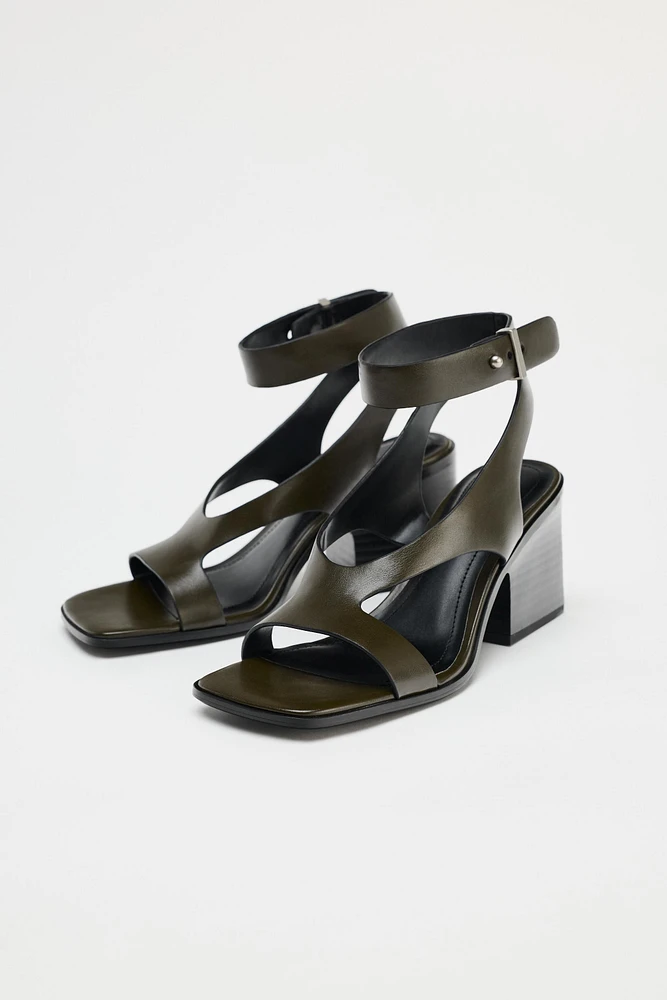 HEELED SANDALS