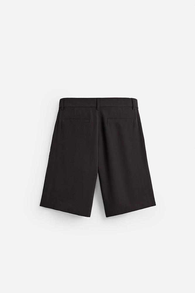 BERMUDA PLIS WIDE FIT