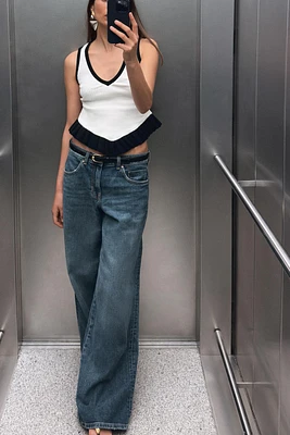 CONTRAST KNIT TOP