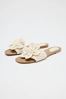 CROCHET BOW FLAT SANDALS