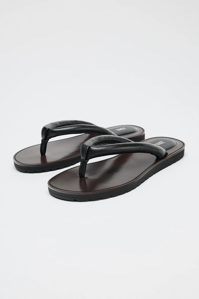 FLAT LEATHER PADDED STRAP SANDALS