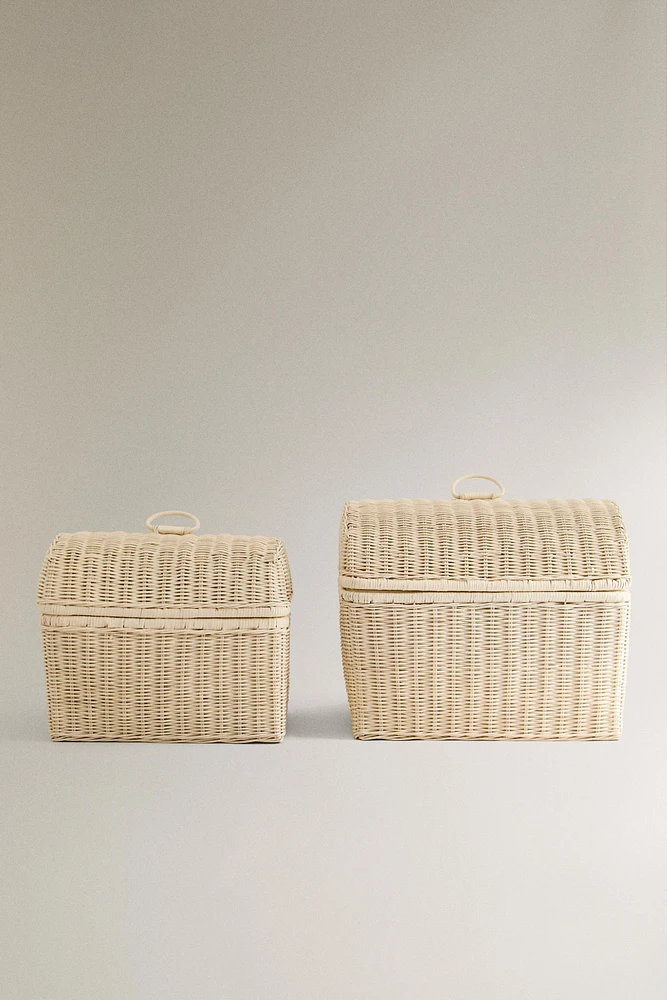 CHILDREN'S RATTAN HAMPER WITH LID