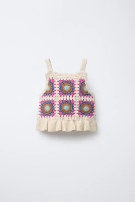 RUFFLED CROCHET KNIT TOP