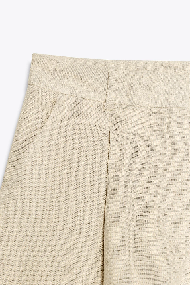 BERMUDA TAILLE HAUTE AVEC LIN