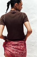 TRIMMED SHORT SLEEVE KNIT TOP