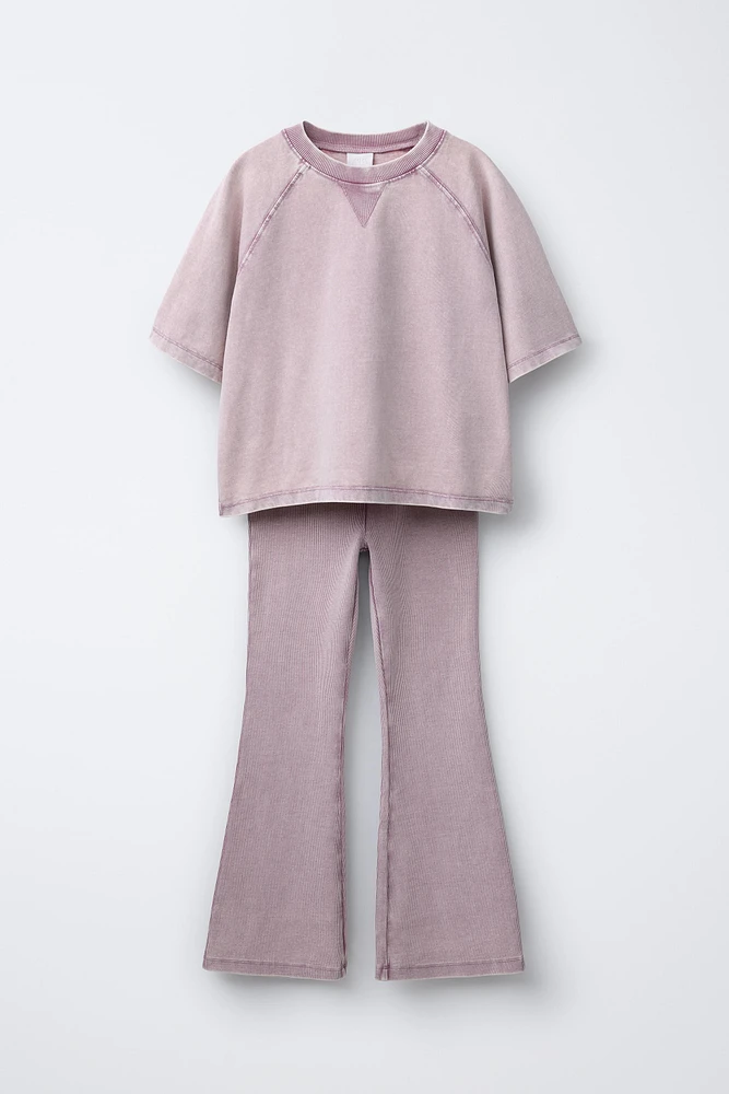 HEAVYWEIGHT T-SHIRT AND WASHED EFFECT FLARE LEGGINGS SET