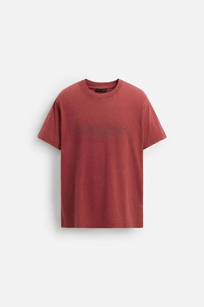 T-SHIRT DÉLAVÉ RELIEF
