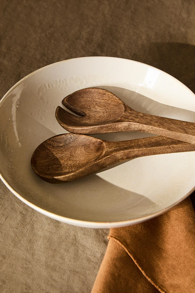 STONEWARE SALAD BOWL