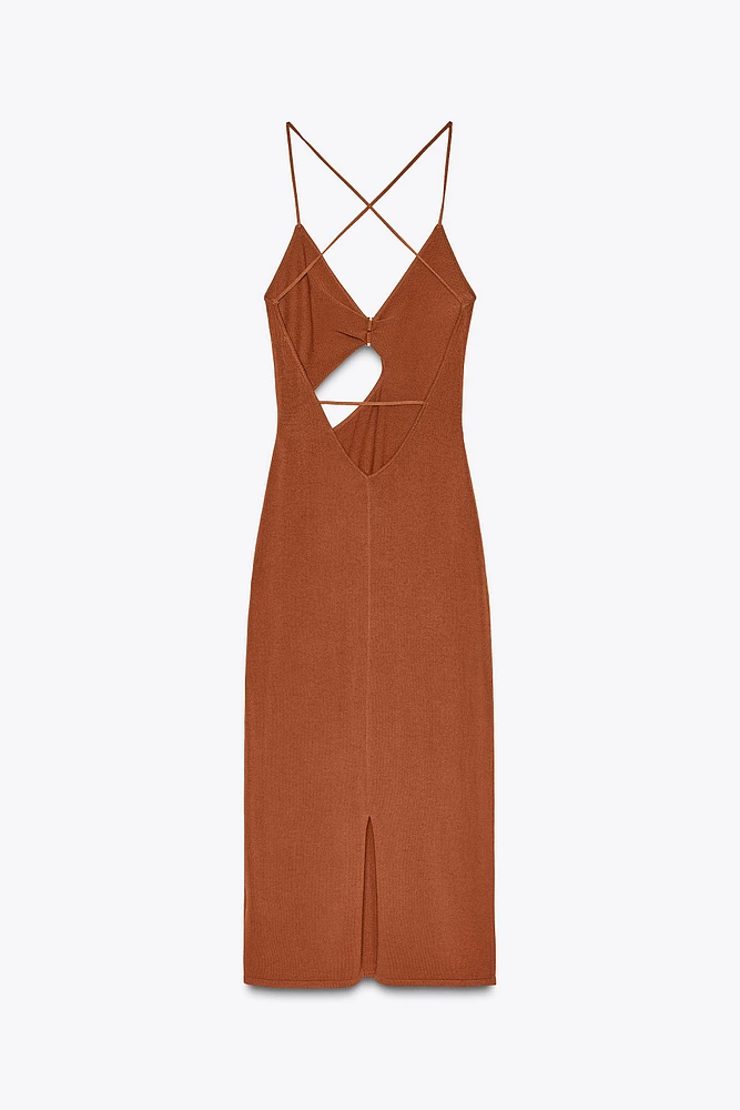 ROBE EN MAILLE AJOURÉE