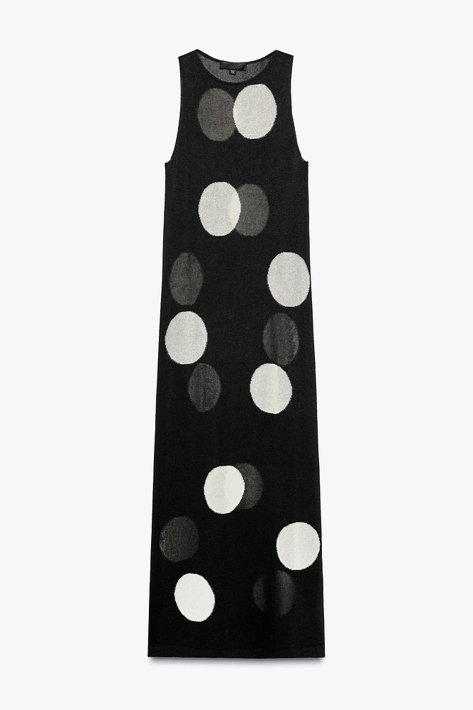 ROBE LONGUE EN MAILLE À POIS