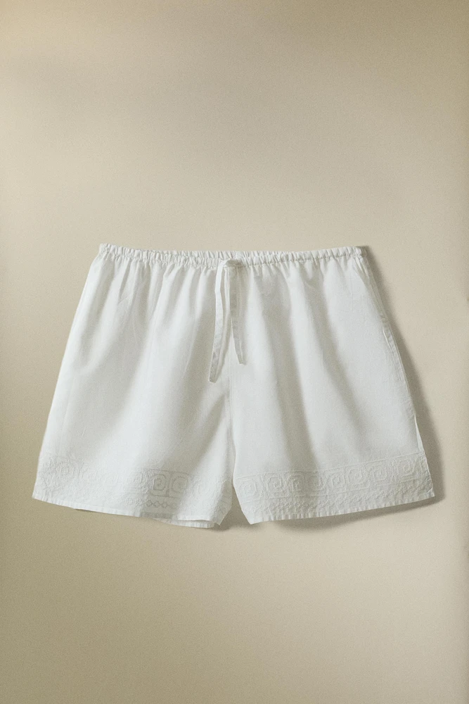 SHORT COTON BRODERIES