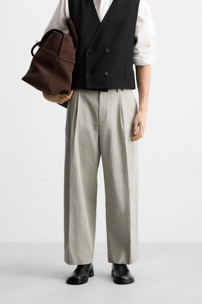 PANTALON DE COSTUME STRUCTURÉ AVEC LIN